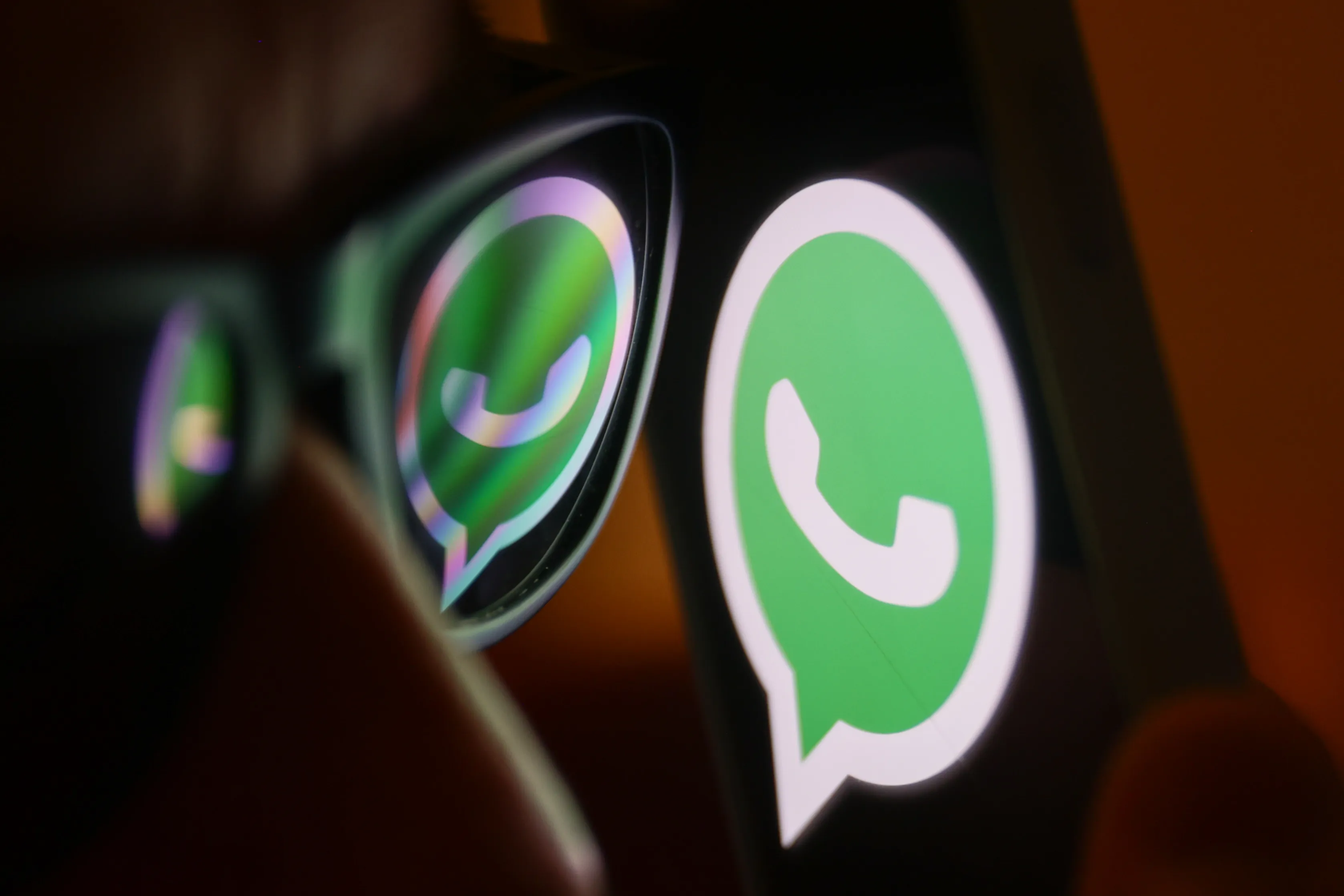 What is WhatsApp end-to-end encryption?